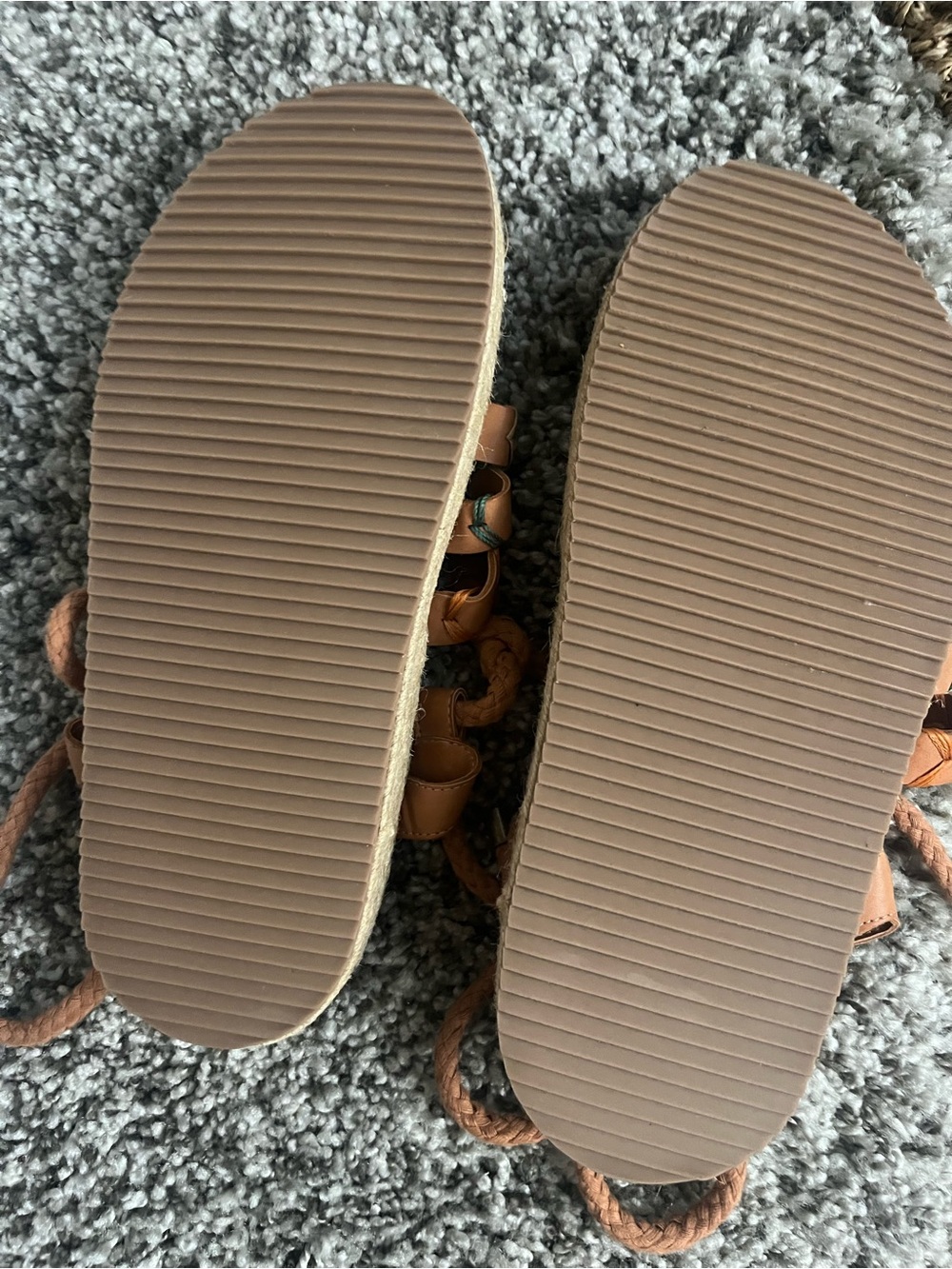 Farm Rio Rope Tie platform sandals. Size 10 - Picture 6 of 6